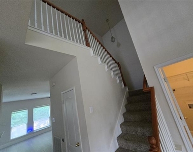 8405 Luzerne Drive - Photo Thumbnail 13