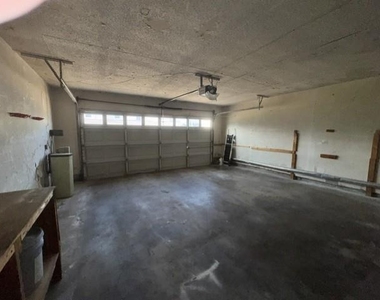 2312 Garden Park Court - Photo Thumbnail 19