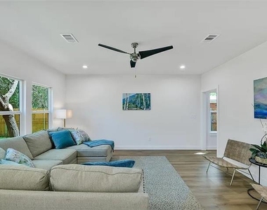 5206 Slate Street - Photo Thumbnail 24
