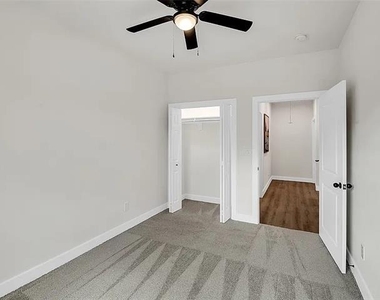 5206 Slate Street - Photo Thumbnail 11