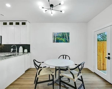 5206 Slate Street - Photo Thumbnail 15