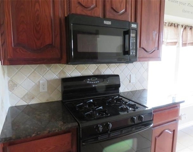 11828 Vienna Apple Road - Photo Thumbnail 13