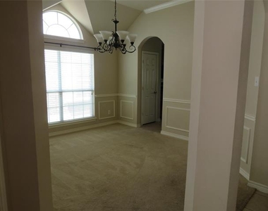 11828 Vienna Apple Road - Photo Thumbnail 7