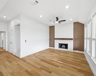 2104 Old Mcgarrah Road - Photo Thumbnail 4
