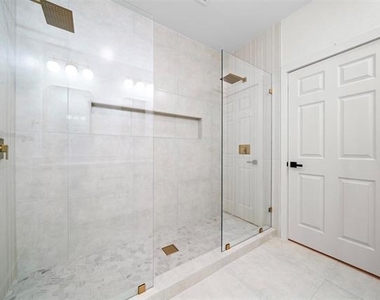 2104 Old Mcgarrah Road - Photo Thumbnail 13