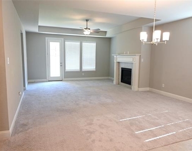1508 Hamlisch Avenue - Photo Thumbnail 9