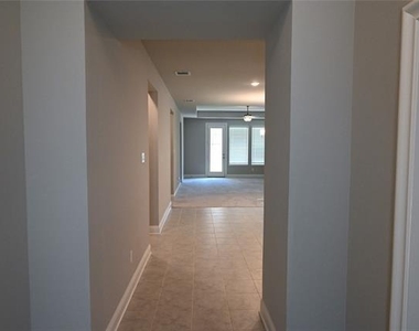 1508 Hamlisch Avenue - Photo Thumbnail 3