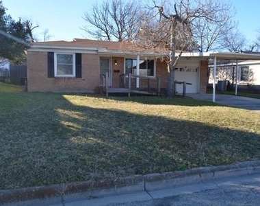 413 Kimbrough Street - Photo Thumbnail 1