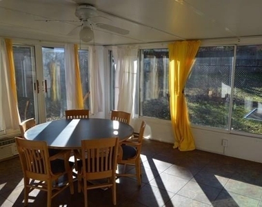 413 Kimbrough Street - Photo Thumbnail 6