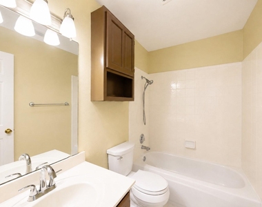 10701 Nashville Drive - Photo Thumbnail 24