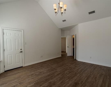 5022 Enclave Court - Photo Thumbnail 11
