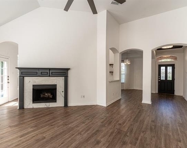 5022 Enclave Court - Photo Thumbnail 4