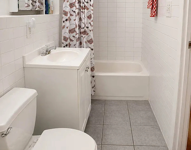 311 Troutman Street - Photo Thumbnail 8