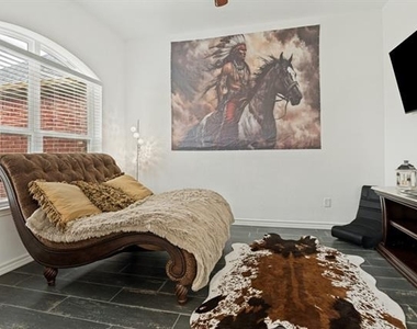 409 Creek Point Lane - Photo Thumbnail 2