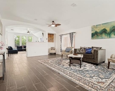 409 Creek Point Lane - Photo Thumbnail 1