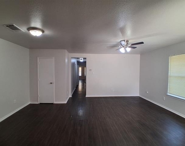 13651 Biggs Street - Photo Thumbnail 2