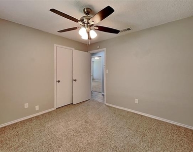 3912 Missouri Street - Photo Thumbnail 13