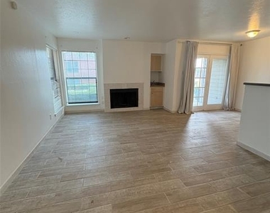 5913 Lake Hubbard Parkway - Photo Thumbnail 2