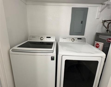 5913 Lake Hubbard Parkway - Photo Thumbnail 12