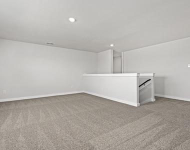 1725 Paul Drive - Photo Thumbnail 6
