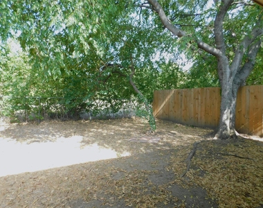 3305 Gardenview Circle - Photo Thumbnail 16