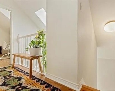 4034 Rawlins Street - Photo Thumbnail 11