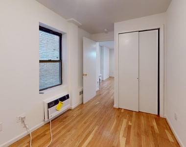 431 East 73rd Street - Photo Thumbnail 3