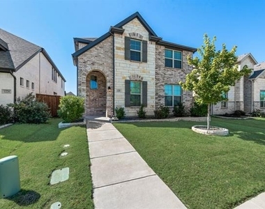 1220 Canuela Way - Photo Thumbnail 1