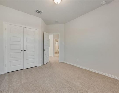 1220 Canuela Way - Photo Thumbnail 14