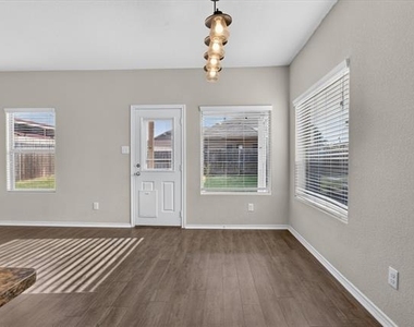 6336 Sails Street - Photo Thumbnail 6