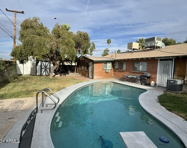 8542 E Windsor Avenue - Photo Thumbnail 2