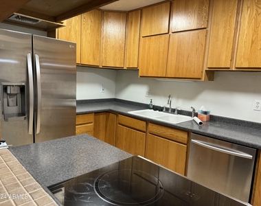 8542 E Windsor Avenue - Photo Thumbnail 6