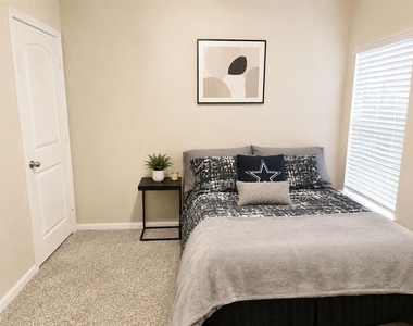 4129 Conley Court - Photo Thumbnail 8