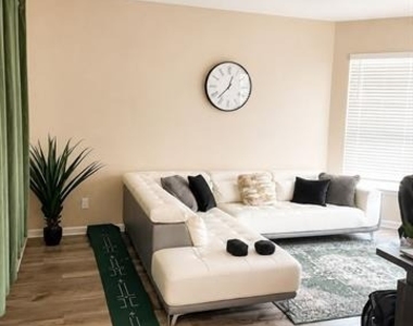 4129 Conley Court - Photo Thumbnail 4