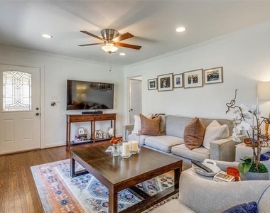 3732 Seguin Drive - Photo Thumbnail 6
