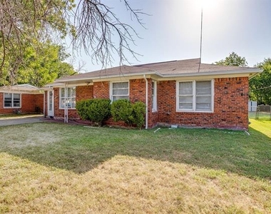 3112 Willow Park Street - Photo Thumbnail 2