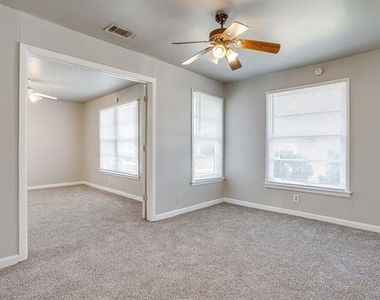 3112 Willow Park Street - Photo Thumbnail 14