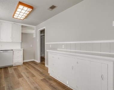 3112 Willow Park Street - Photo Thumbnail 9