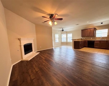 9709 Straightaway Drive - Photo Thumbnail 3