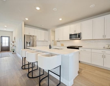 821 Buffalo Drive - Photo Thumbnail 3