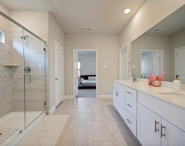 821 Buffalo Drive - Photo Thumbnail 7