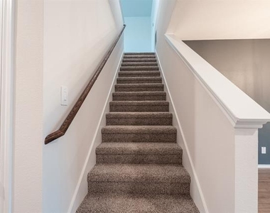 3309 Catamount Drive - Photo Thumbnail 18