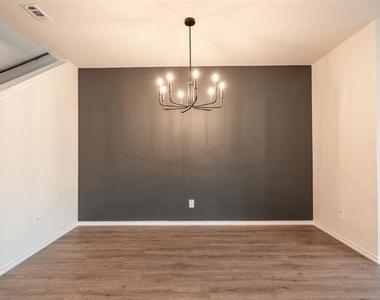 3309 Catamount Drive - Photo Thumbnail 8
