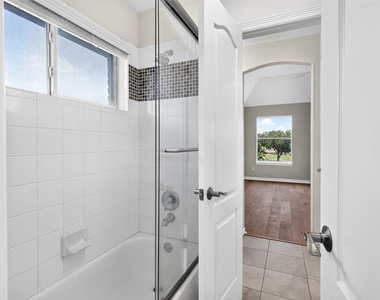6809 Cedar Ridge Court - Photo Thumbnail 28