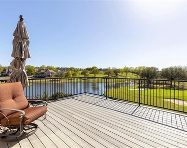 6809 Cedar Ridge Court - Photo Thumbnail 10