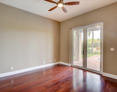 6669 Cobia Circle - Photo Thumbnail 25