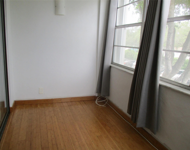2731 Taft Street - Photo Thumbnail 6