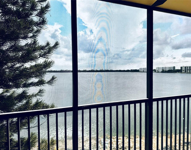 111 Lake Emerald Drive - Photo Thumbnail 1