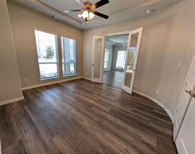 2809 River Bend Place - Photo Thumbnail 21