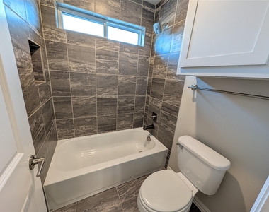 2809 River Bend Place - Photo Thumbnail 24